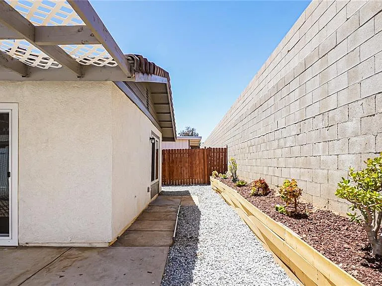 12192 Pluto Dr — Photo 17