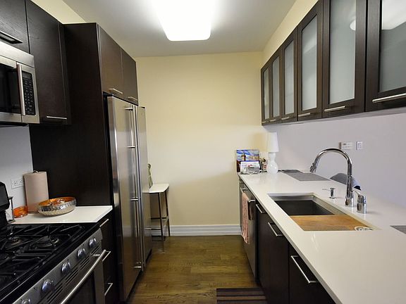 4th image of 6405 Yellowstone Blvd APT 418