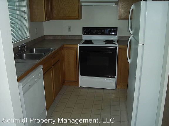 4th image of 612 S 15th Ave