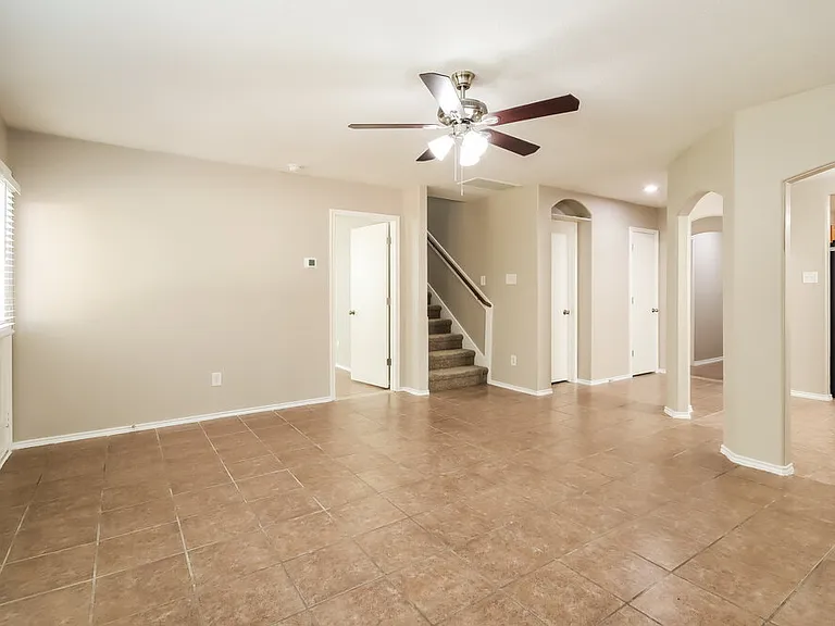 10005 Sterling Place Dr — Photo 6