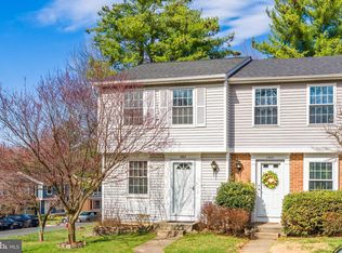 1682 Harvest Green Ct, Reston, VA 20194