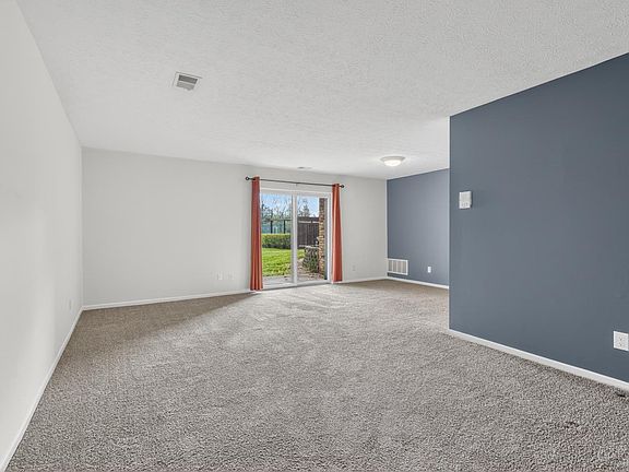 4th image of 547 Davis Rd APT 3