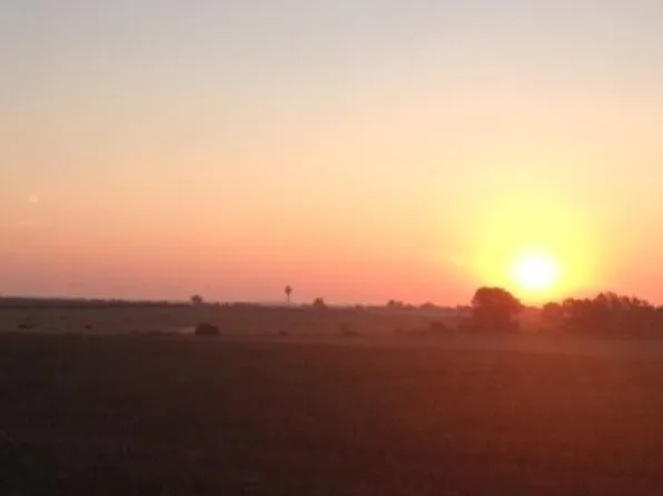 N Willow St, Pleasanton, NE 68866