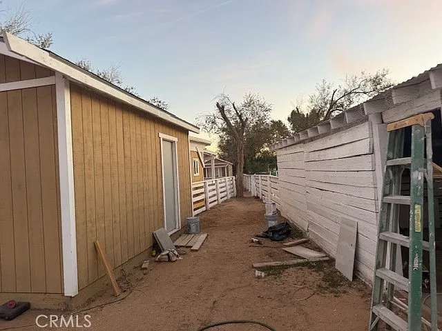 16100 Navajo Rd — Photo 12