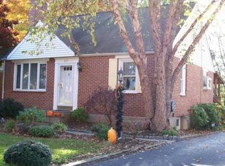 417 Colfax Rd, Havertown, PA 19083