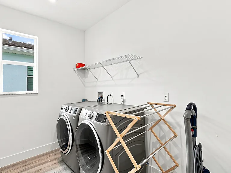 11724 SW Aquila Way — Photo 33