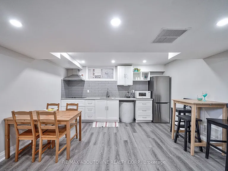 195 Greti Dr #LOWER — Photo 5