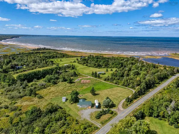 539 Blue Sea Rd, Cumberland, NS B0K 1E0