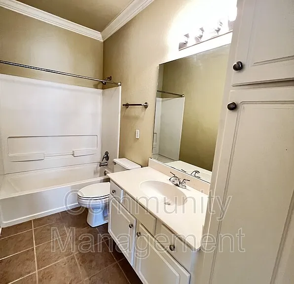 2104 Mount Hope Aly — Photo 8