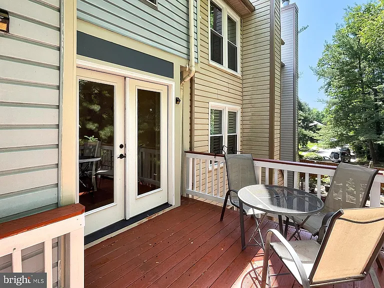 9694 Poindexter Ct — Photo 17