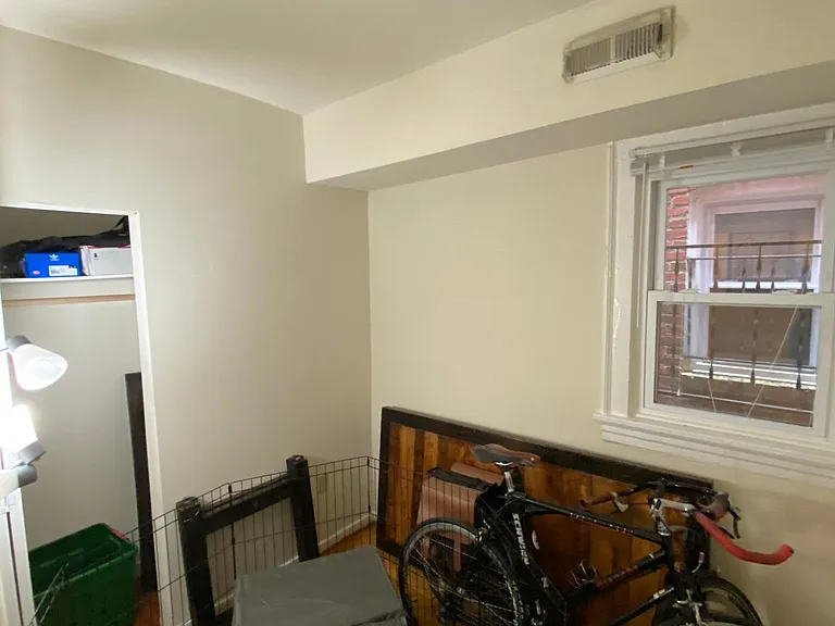 3010 Ellwood Ave #D — Photo 14