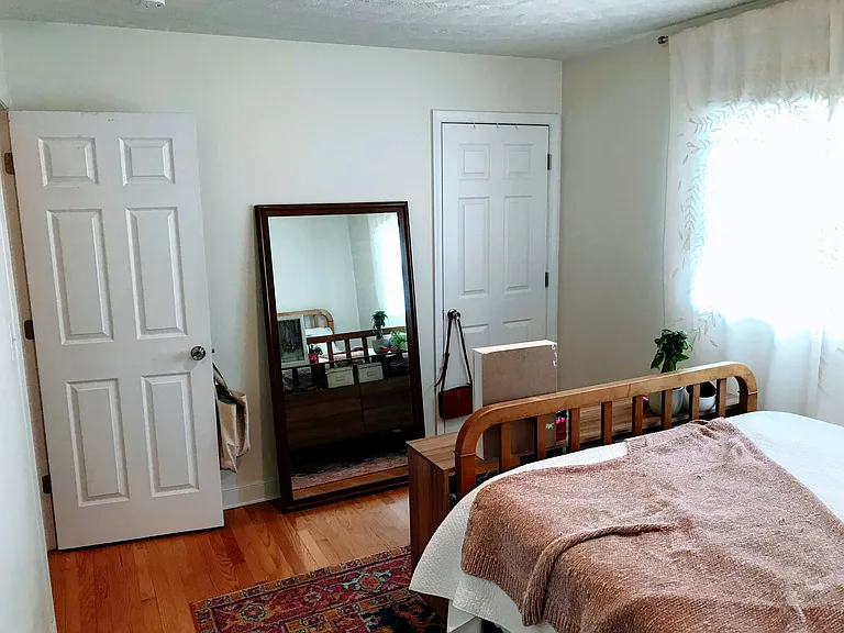 531 Caroline Ave — Photo 10