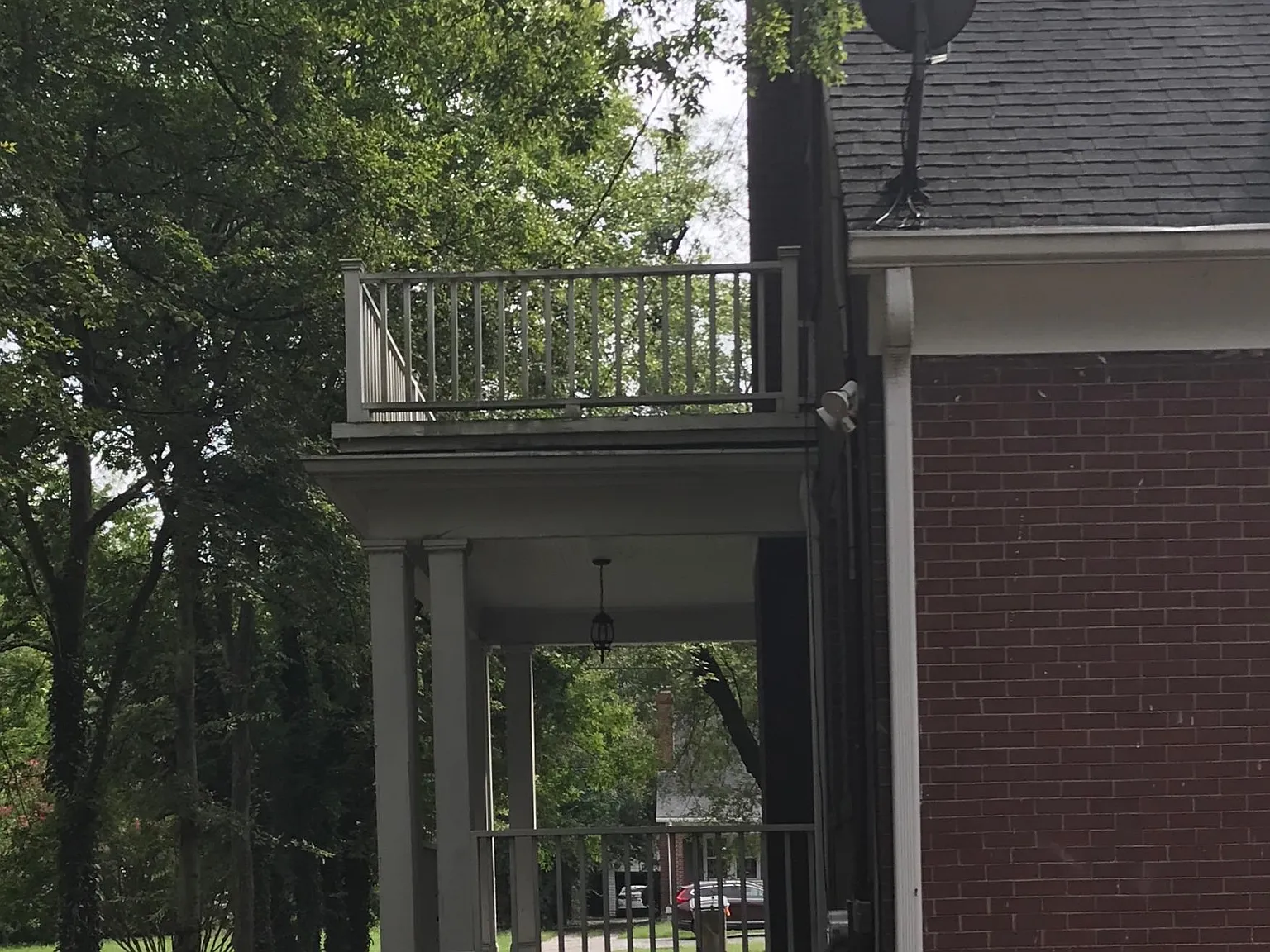 1510 Woodmont Blvd — Photo 2