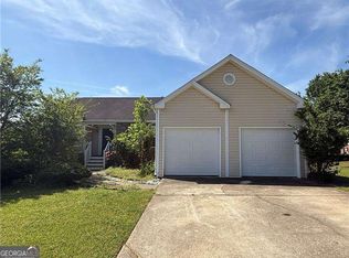 16 Grandview Ct, Powder Springs, GA 30127