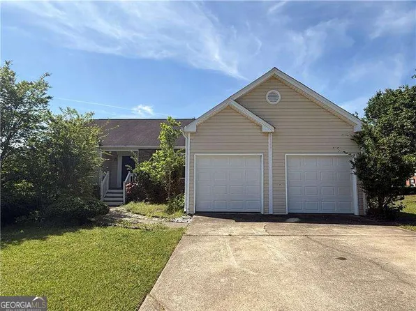 16 Grandview Ct, Powder Springs, GA 30127