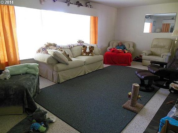 1st image of 6596 SE Furnberg St