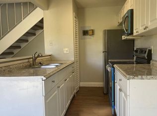 106 E Tiffany Dr APT 3, Mangonia Park, FL 33407