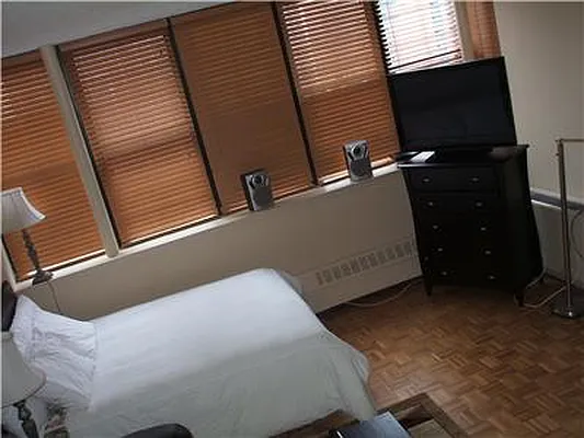 Rented by Empire State Properties | media 11