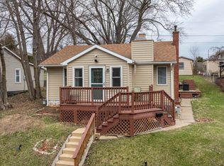 1642 Drexel Ave, Dubuque, IA 52001