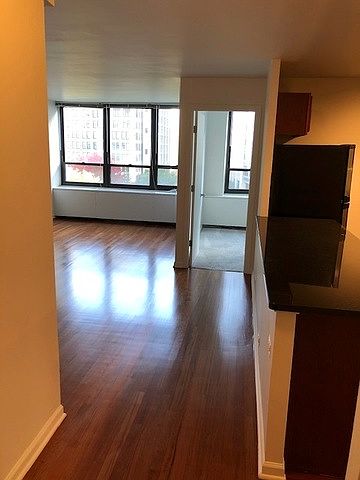 1st image of 222 E Pearson St APT 806
