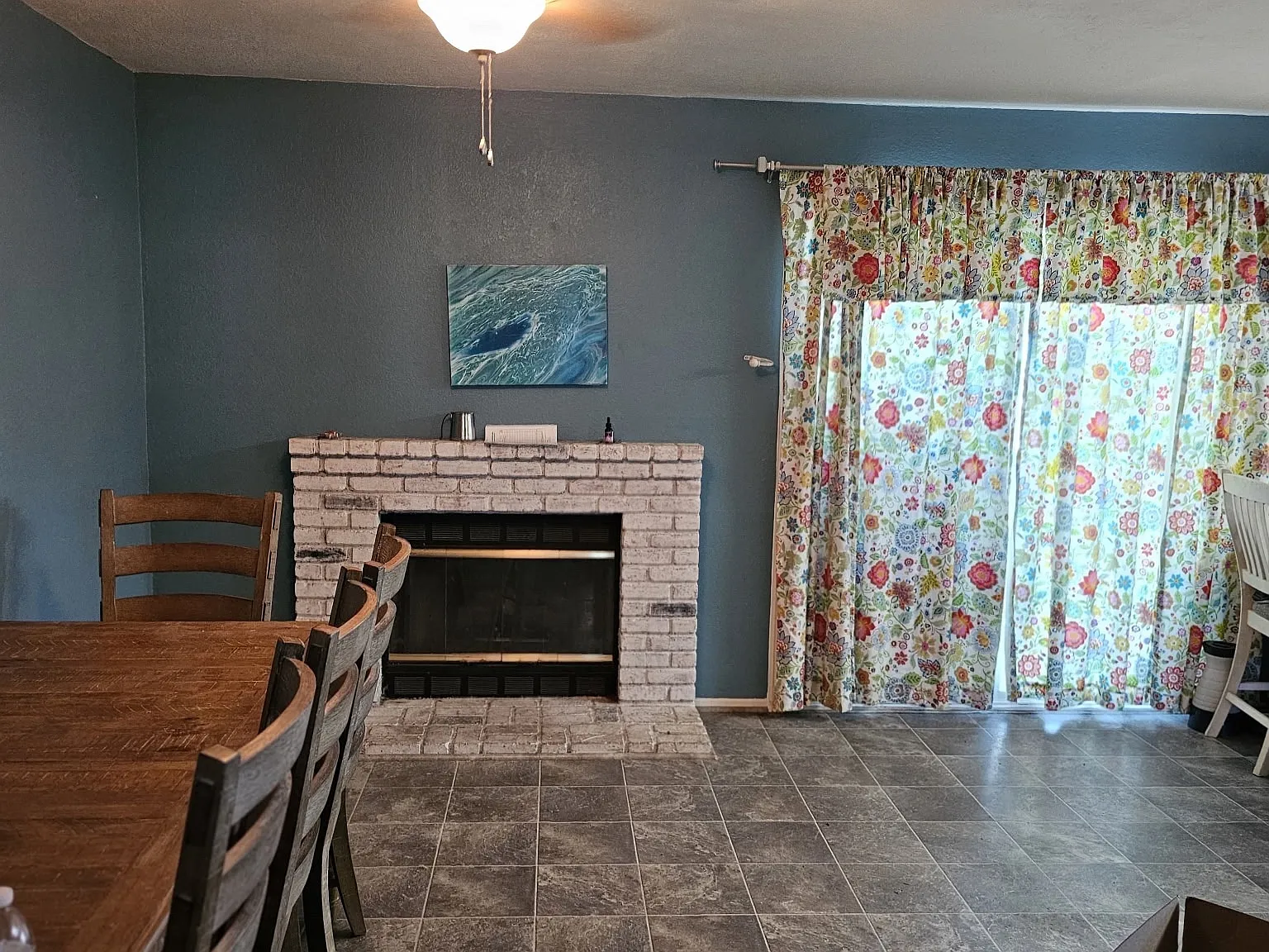 3 bed, 1607 sqft, $3,450 — Photo 3