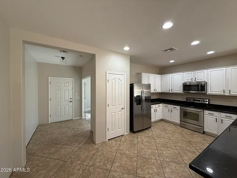 4155 E Clubview Dr — Photo 7