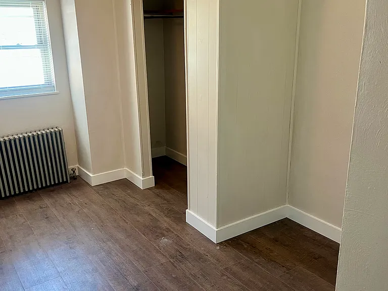 207 N 3rd St #1/2 — Photo 7