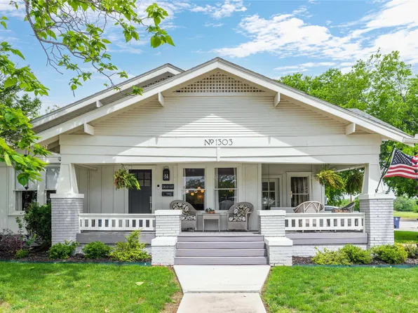 1303 Coggin Ave, Brownwood, TX 76801