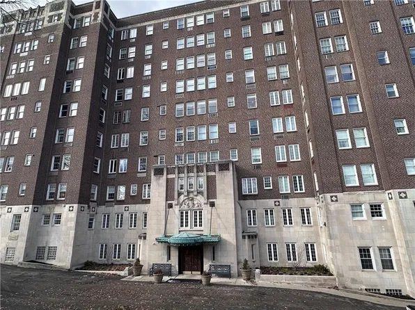5023 Frew St Unit 1-G, Pittsburgh, PA 15213