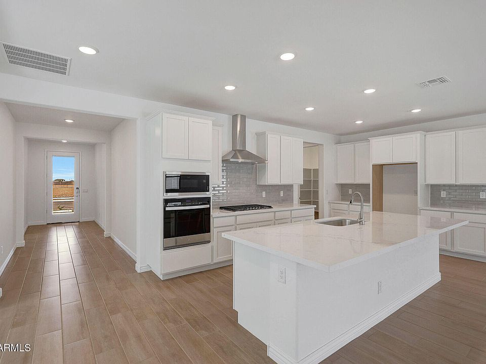 1st image of 14786 W LARIAT Lane