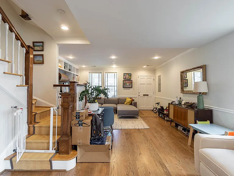 904 Webster St NW — Photo 6