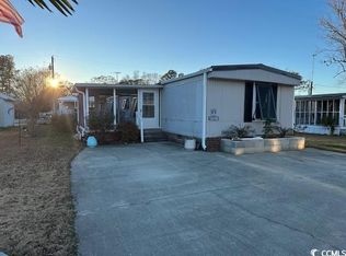 1009 Seaside Dr., North Myrtle Beach, SC 29582