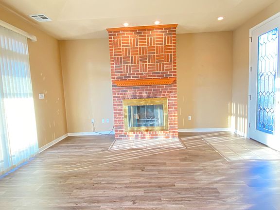 5th image of 8518 Cedar Oaks Dr