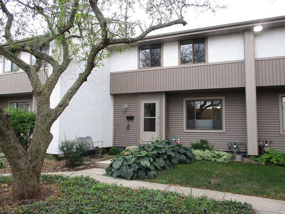 1st image of 11 Briarcliff Ct #11