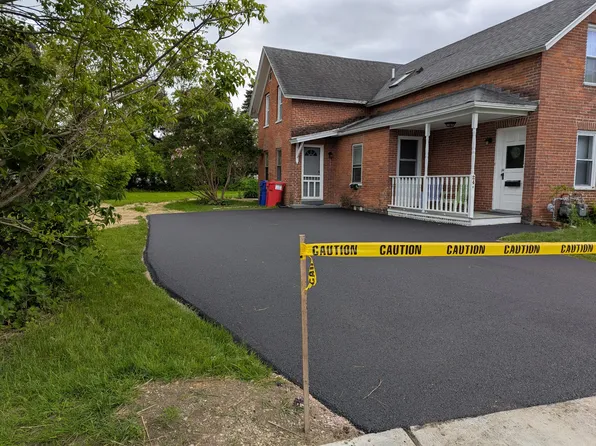 24 Hall St, Winooski, VT 05404