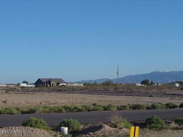 1st image of 712 N 303rd Ave