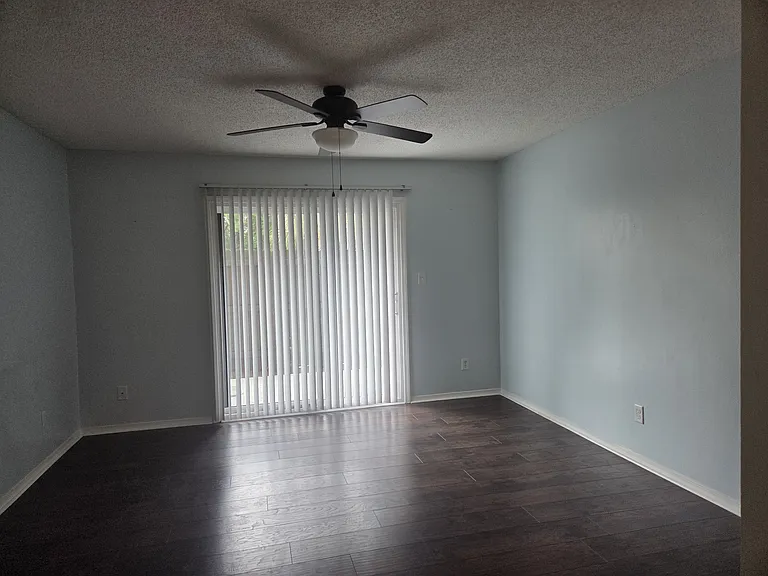 2201 Scenic Hwy #K4 — Photo 2