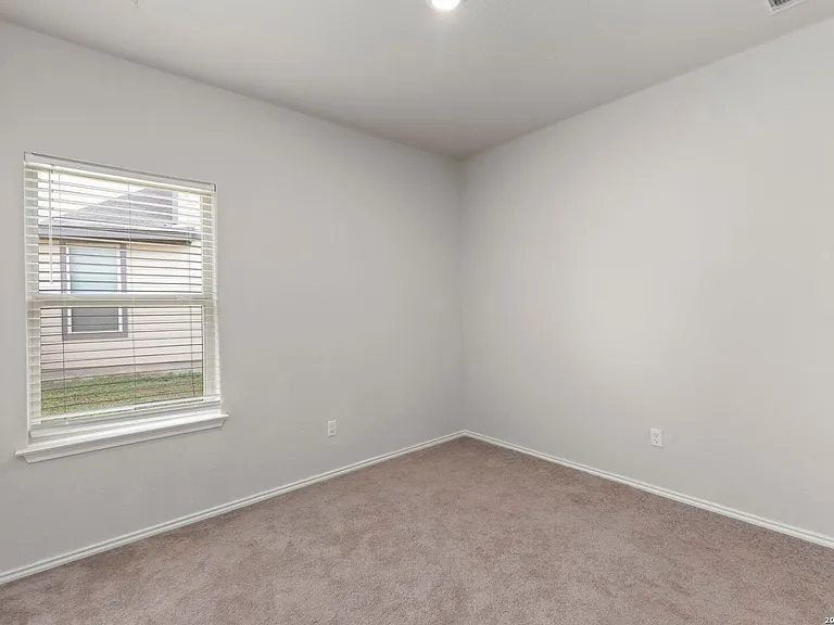 10019 Rancho Real Rd — Photo 14