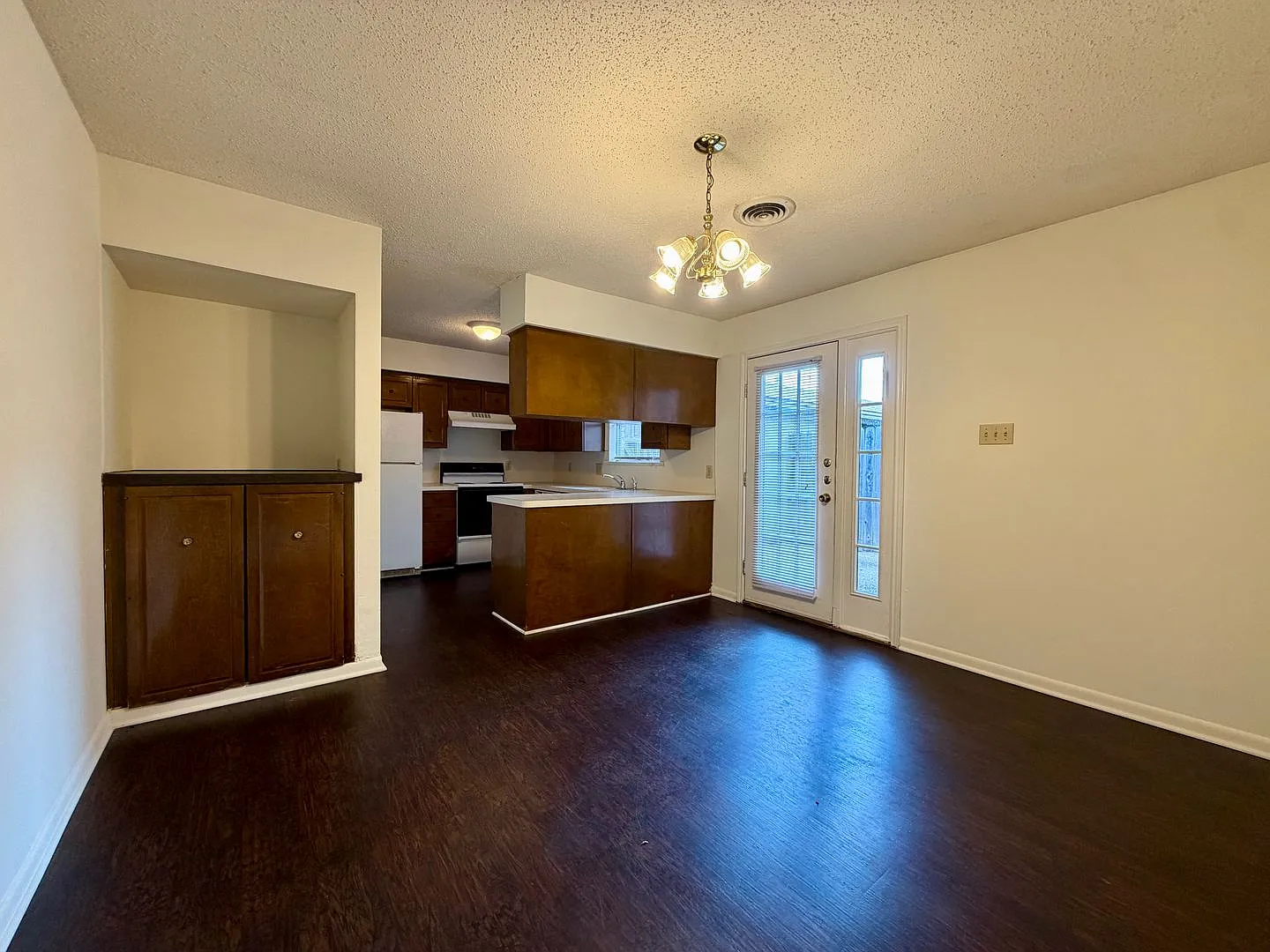 Duplex — Photo 4