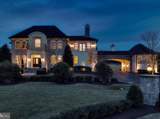 649 Deerfield Farm Ct, Great Falls, VA 22066