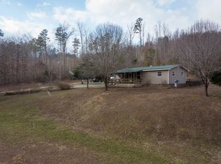 550 Valley Rd, Waynesboro, TN 38485