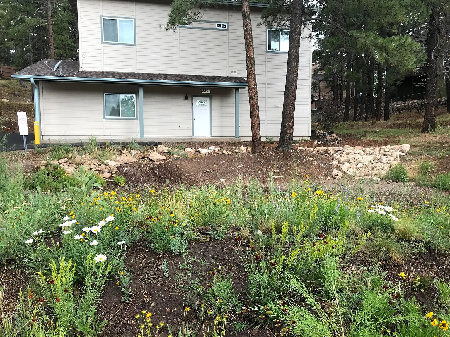 4 bed, 2.5 bath, 1550 sqft, $2,500 — Photo 1