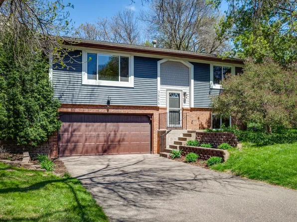 3855 Glacier Ln N, Plymouth, MN 55446