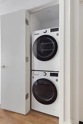 Rented by Constellation Commercial Real Estate Advisors, LLC | media 26