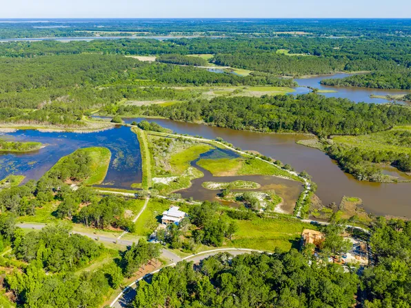 8127 Jack Island Dr, Johns Island, SC 29455