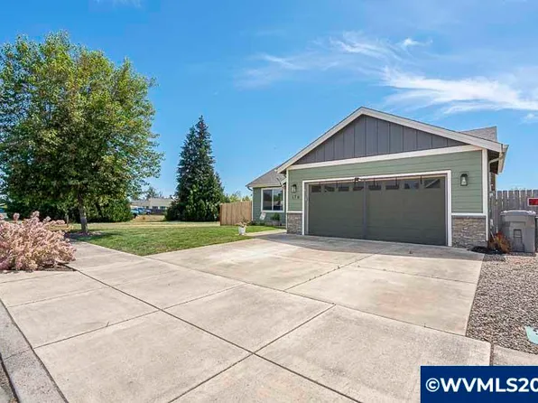 179 NW Card Ave, Dallas, OR 97338