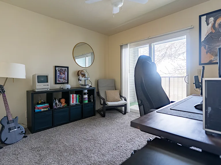 426 N Orchard Dr #17 — Photo 12