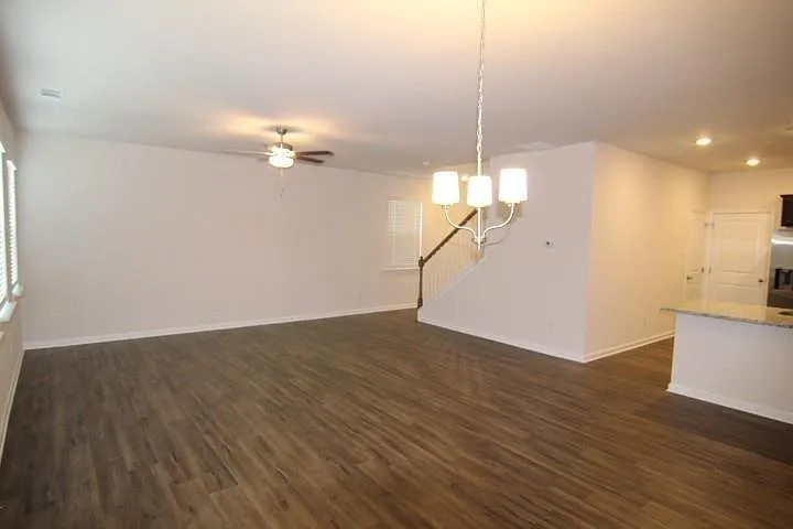 51 Briarwood Dr — Photo 5
