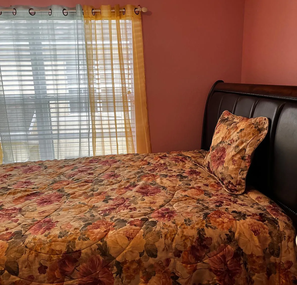 12922 Trade Port Pl — Photo 4