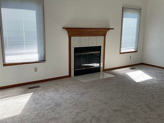 2nd image of 502-504 Red Bird Ln